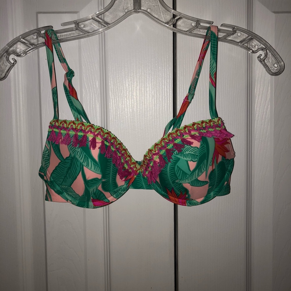 Bikini top